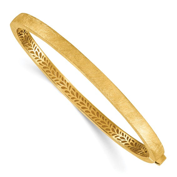 4.5mm Brushed and Textured Oval Bangle Bracelet in 14K Gold
