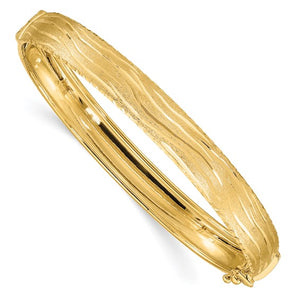 8mm Lightly Textured Wave Pattern Hinged Bangle Bracelet in 14K Yellow Gold